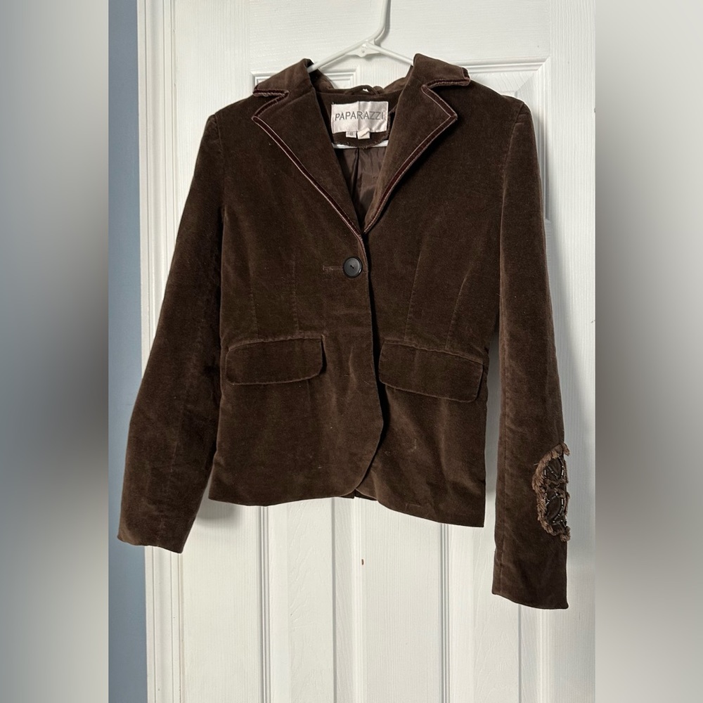 paparazzi long sleeve Blazer is a Size small.